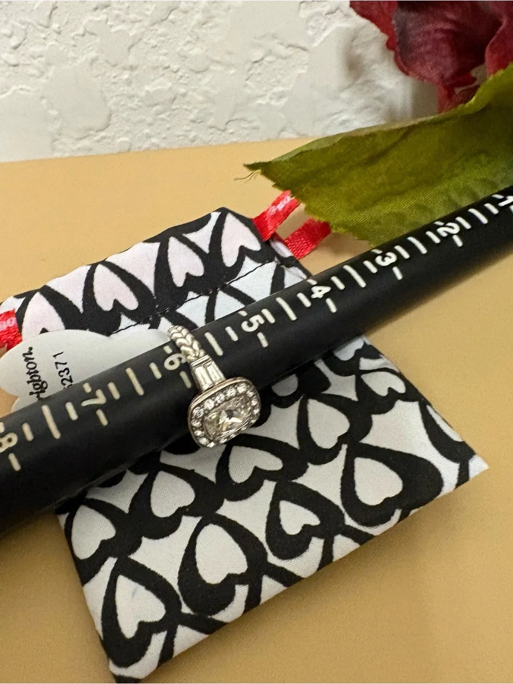 Ladies Ring